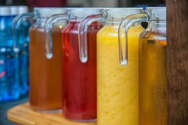 meyve suyu cam sürahi 