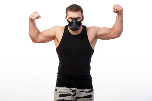 Mladý Atletický Muž Boxer Sportovní Tričko Samostatný Školení Černá Maska — Stock fotografie