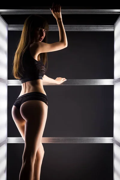 Sexy Young Brunette Long Hair Black Lingerie Studio Lights Black — Stock Photo, Image