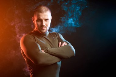 Spor adama karşı vape bulut