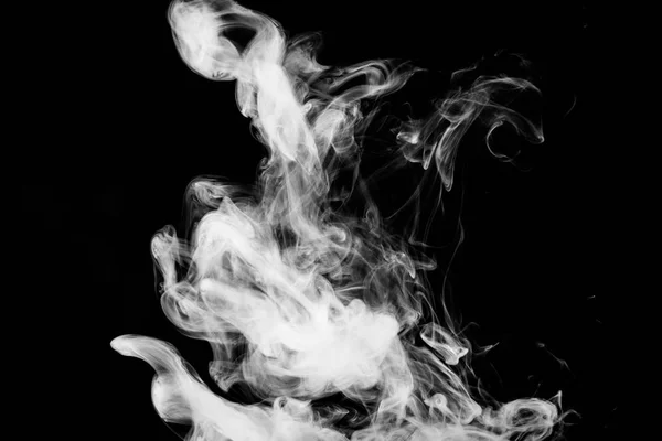 白い分離した黒い煙 — ストック写真