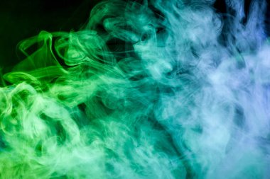  Arka plandan vape duman