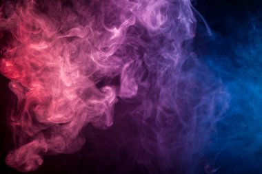  Arka plandan vape duman