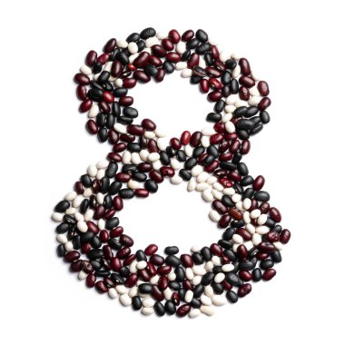 Beyaz izole arkaplandaki renkli fasulyelerden 