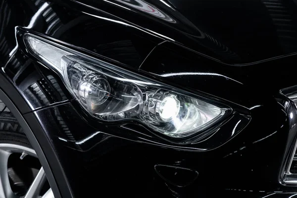 Novosibirsk Russia October 2019 Infiniti Qx70 White Car Headlights Exterior — Stock Photo, Image