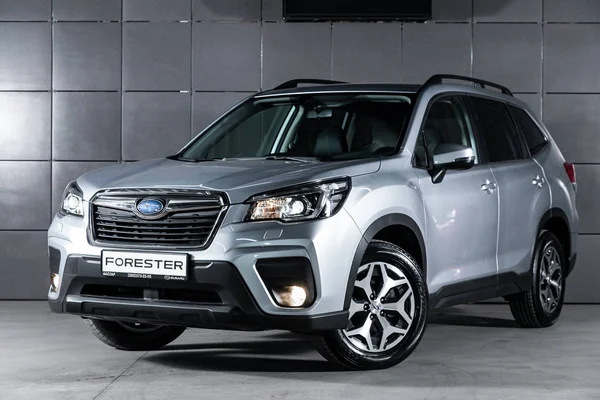 2019 Novosibirsk Russia New Silver Subaru Forester Front View 노보시비르스크에 — 스톡 사진