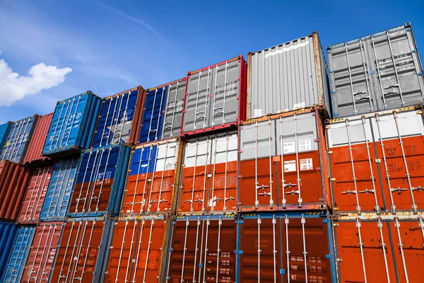 Nationale Vlag Van Chili Een Groot Aantal Metalen Containers Voor — Stockfoto