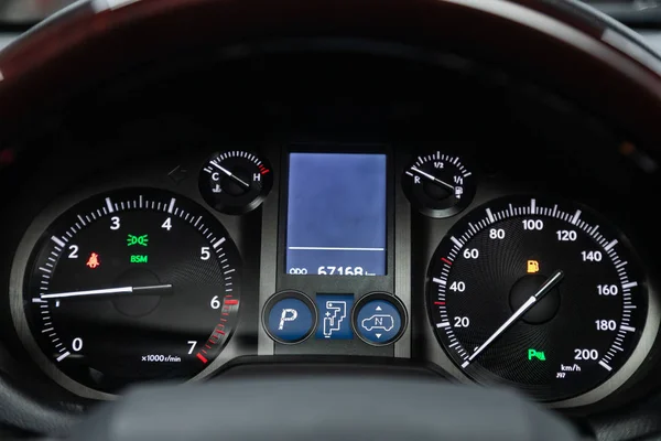 2019年10月5日 Lexus Gx460 用里程表 速度计 速度计 速度计 燃料电平关闭仪表盘 — 图库照片