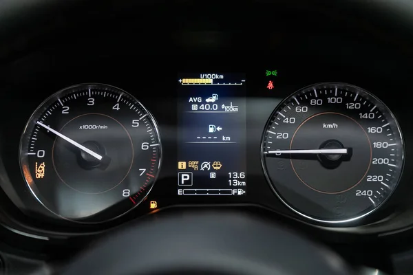 2019年10月5日 Subaru Close Instrument Car Panel Odometer Speed Ometer Tachometer — 图库照片