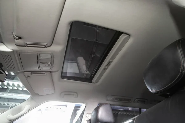 Новосибірськ Росія Жовтня 2019 Nissan Patrol Leather Interior Design Sunroof — стокове фото