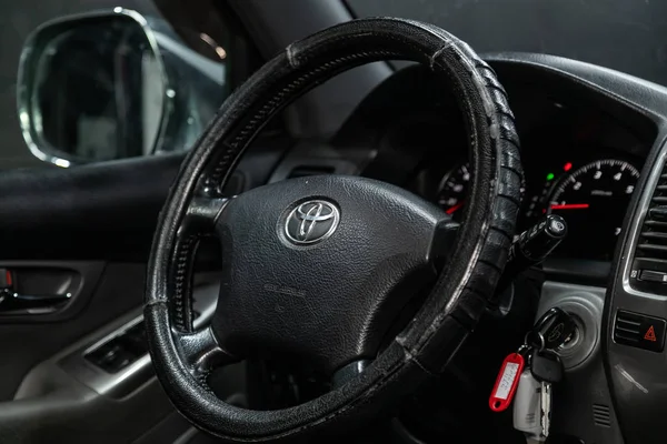 Novosibirsk Rússia Outubro 2019 Toyota Land Cruiser Black Luxury Car — Fotografia de Stock