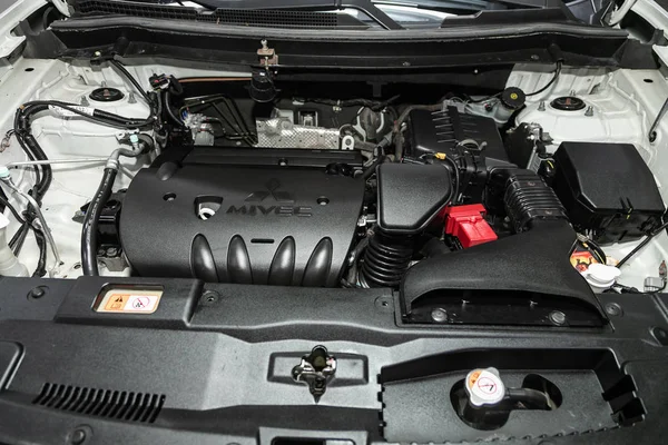 Новосибірськ Росія Листопада 2019 Mitsubishi Outlander Closeup Clean Motor Block — стокове фото