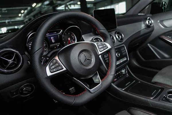 Novosibirsk Rusia Noviembre 2019 Mercedes Benz Gla Coche Lujo Interior — Foto de Stock