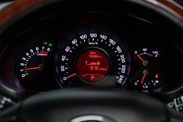 Novosibirsk Russia October 2019 Kia Sportage Close Dashboard Speedometer Tachometer — Stock Photo, Image