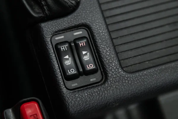 2019年10月26日 俄罗斯Novosibirsk Subaru 车内的座位加热指示器包括在内 现代汽车内部 — 图库照片