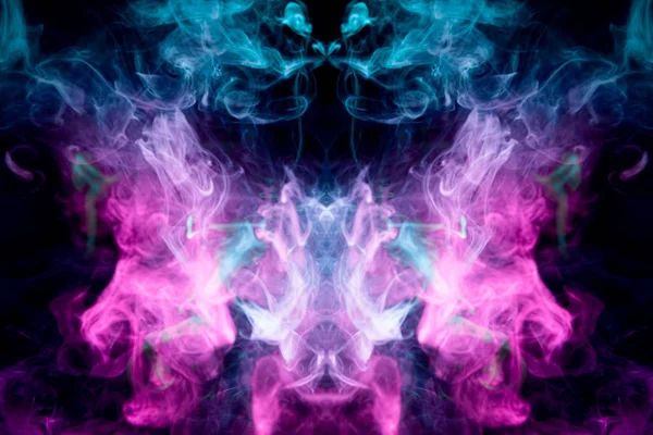 Fumaça Multicolorida Densa Cores Azuis Roxas Forma Crânio Monstro Dragão — Fotografia de Stock