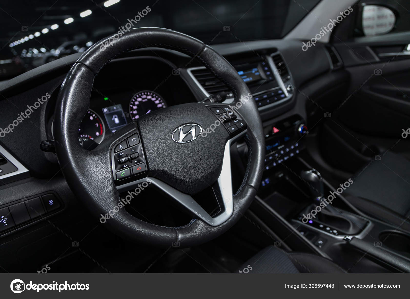 above easy to handle sudden Novosibirsk Russia October 2019 Hyundai Tucson New Car Interior Dashboard –  Stock Editorial Photo © everyonensk #326597448