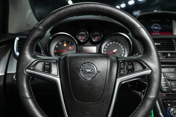 Novosibirsk Rusia Diciembre 2019 Opel Mokka Nuevo Coche Interior Tablero —  Fotos de Stock