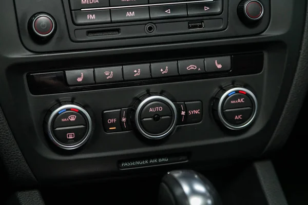 Новосибірськ Росія Жовтня 2019 Volkswagen Jetta Close Instrument Car Panel — стокове фото