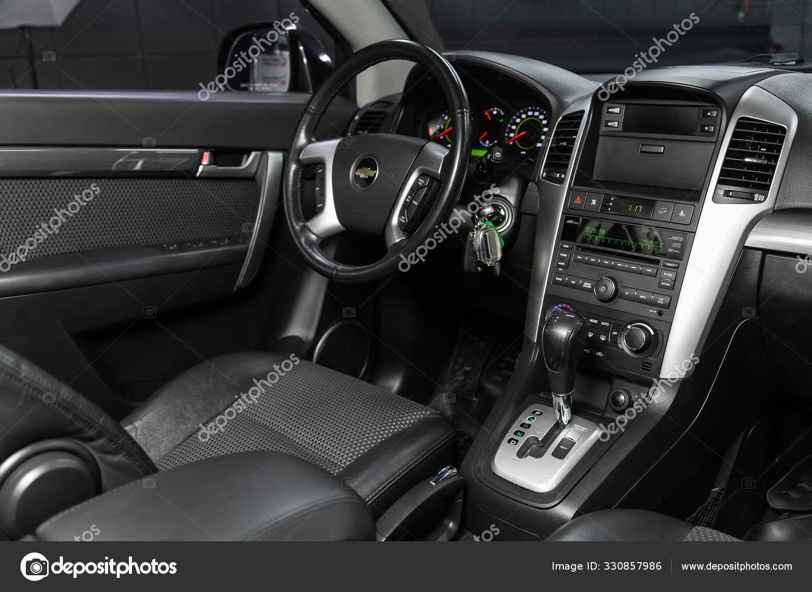 Plow plans Paternal Chevrolet captiva Stock Photos, Royalty Free Chevrolet captiva Images |  Depositphotos