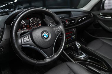 Novosibirsk, Rusya 20 Kasım 2019: Bmw X1