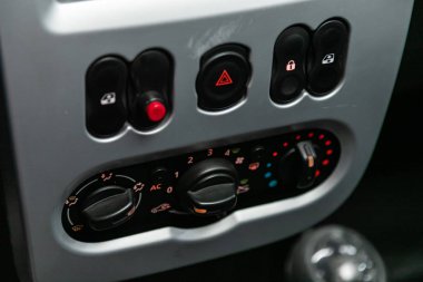 Novosibirsk, Rusya 06 Kasım 2019: Renault Logan 