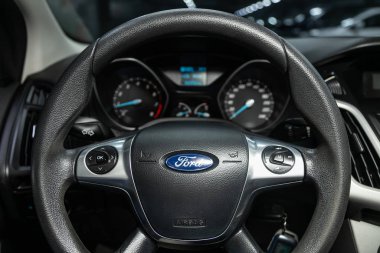 Novosibirsk, Rusya (d. 6 Aralık 2019): Ford Focus