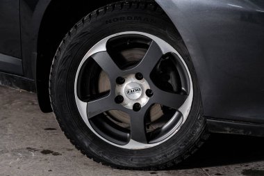 Novosibirsk, Rusya ~ 18 Aralık 2019: Renault Fluence