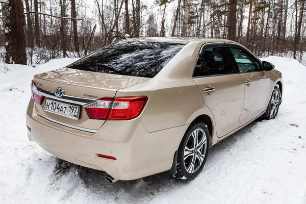 Nowosibirsk, russland � � � 10. Februar 2020: toyota camry — Stockfoto