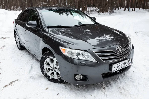 Nowosibirsk, Russland � � 8. Februar 2020: Toyota Camry — Stockfoto
