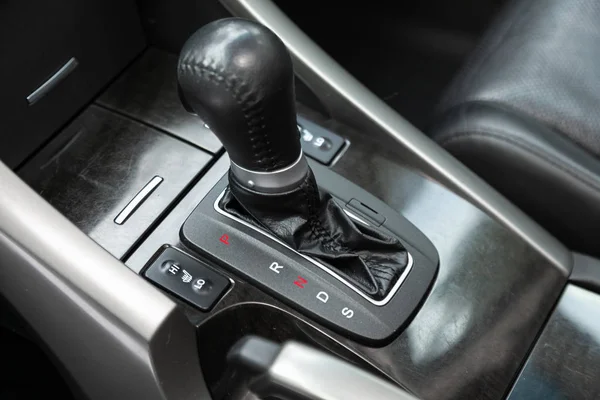 Nowosibirsk Russland Februar 2020 Honda Accord Nahaufnahme Des Automatikgetriebes Interieur — Stockfoto