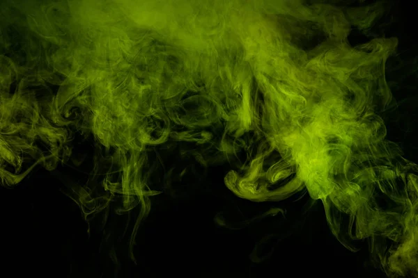 Arte Abstracto Humo Color Verde Sobre Fondo Negro Aislado Detener —  Fotos de Stock