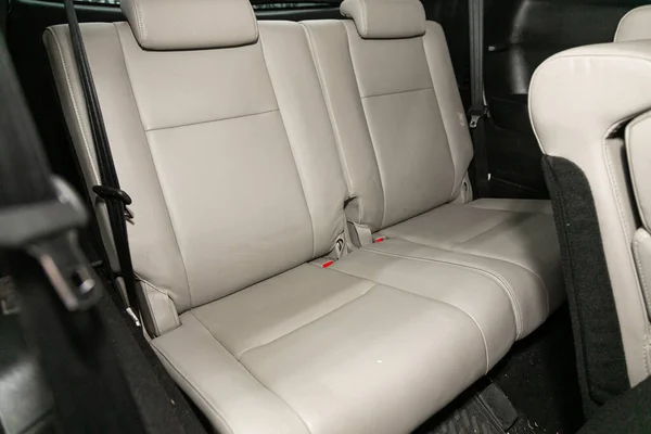 Novosibirsk Rusia Enero 2020 Mazda Asiento Trasero Para Pasajeros Cuero — Foto de Stock