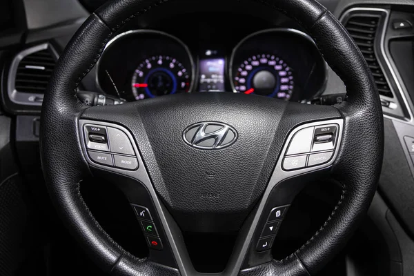 Novosibirsk Russia January 2020 Hyundai Santa Dashboard Player Steering Wheel — 图库照片