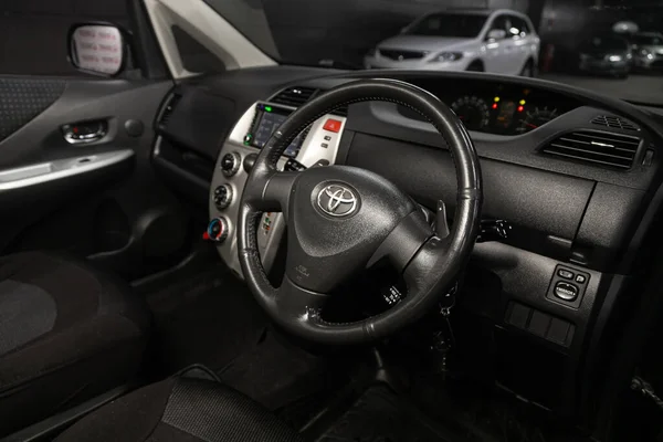 Novosibirsk Russia 2020 Toyota Ractis Close Dashboard Player Steering Wheel — 스톡 사진