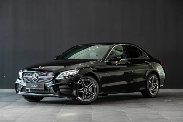 Novosibirsk Rusia Marzo 2020 Nuevo Mercedes Benz Class Negro Vista — Foto de Stock