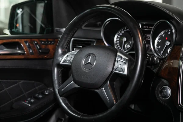 Новосибірськ Росія Березня 2020 Mercedes Benz Class Driving Wheel Speedometer — стокове фото