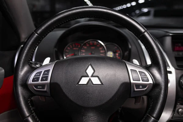 Novosibirsk Rusland Februari 2020 Mitsubishi Pajero Sport Luxe Auto Interieur — Stockfoto