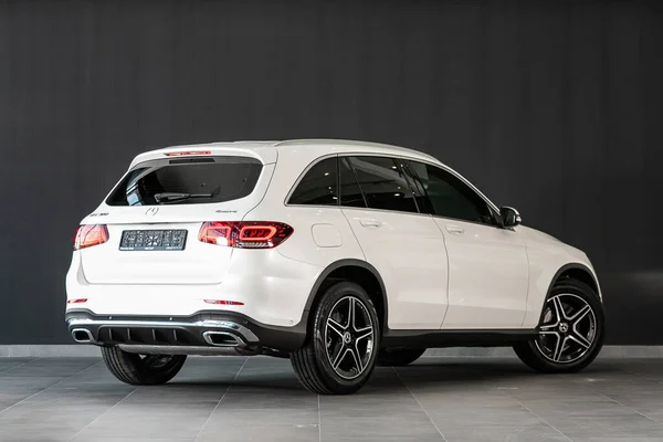 Novosibirsk Ryssland Mars 2020 Vit Mercedes Benz Glc Klass Back — Stockfoto