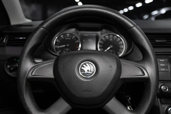 Novosibirsk Rusland Februari 2020 Scoda Octavia Auto Interieur Stuurwiel Met — Stockfoto