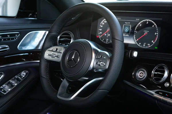 Novosibirsk Ρωσία Απριλίου 2020 Mercedes Benz Class Auto Interior Τιμόνι — Φωτογραφία Αρχείου