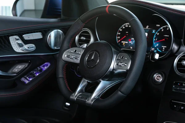 Nowosibirsk Russland April 2020 Mercedes Benz Glc Klasse Innenraum Lenkrad — Stockfoto