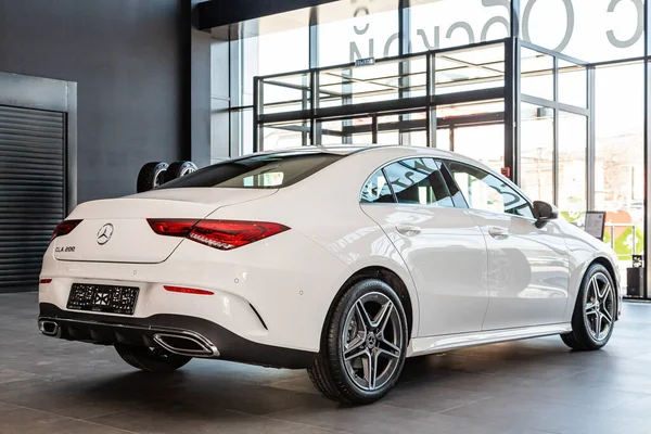 Novosibirsk Rusia Abril 2020 Mercedes Benz Blanco Clase Cla Sedán — Foto de Stock