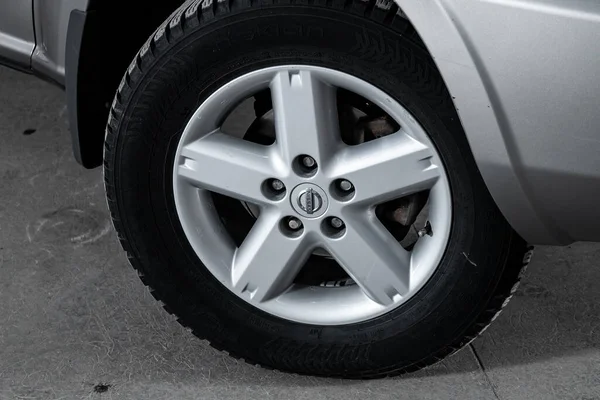 Novosibirsk Russia 2020 Nissan Trail Car Wheel Gray Car Close — 스톡 사진