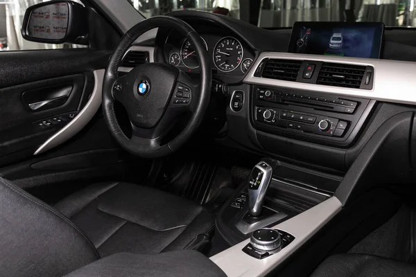 Novosibirsk Rusland April 2020 Bmw Serie Close Van Het Dashboard — Stockfoto