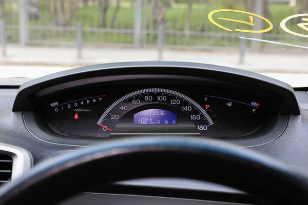 Novosibirsk Rússia Maio 2020 Honda Freed Painel Carro Velocímetro Digital — Fotografia de Stock
