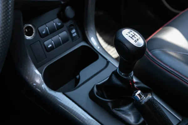 Novosibirsk Russia 2020 Lifan X60 Close Manual Gearbox Transmission Handle — 스톡 사진
