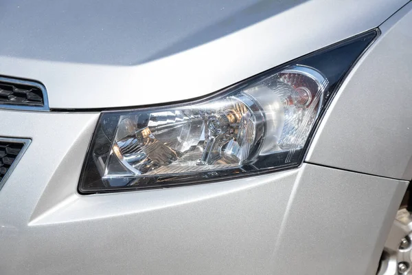 Novosibirsk Russia May 2020 Chevrolet Cruze Glowing Headlight Modern Car — Stock Photo, Image