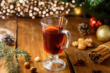 Mulled şarap kadehi