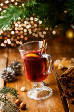 Mulled şarap kadehi